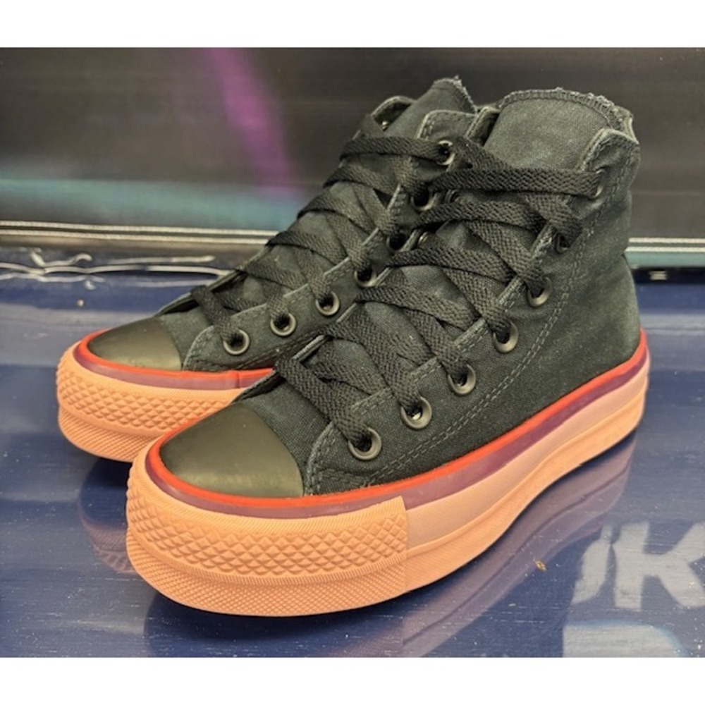 Converse X OPI Chuck Taylor Black Salmon 566556C Womens canvas sneakers size 5.5